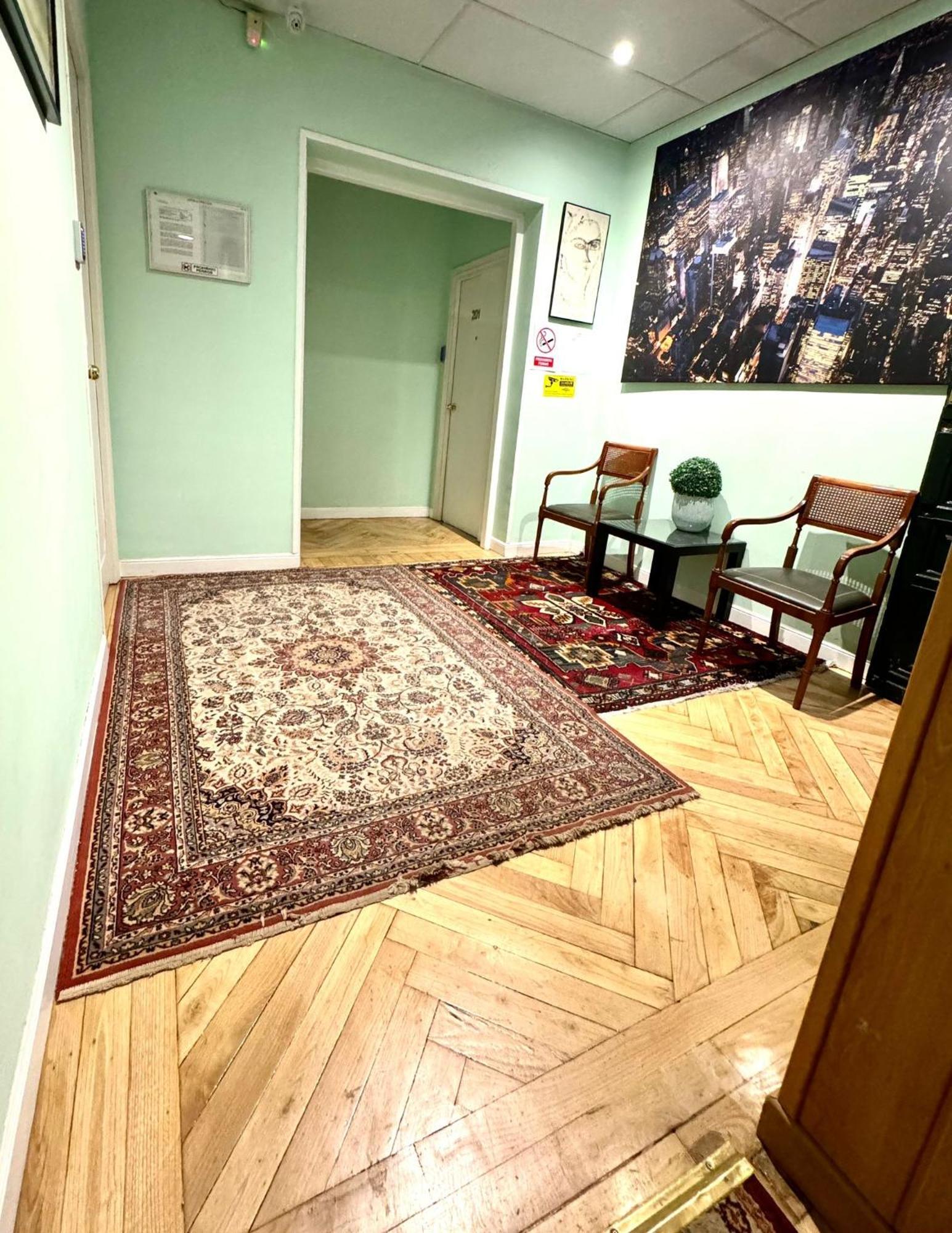 Hostal Asuncion Madrid Luaran gambar