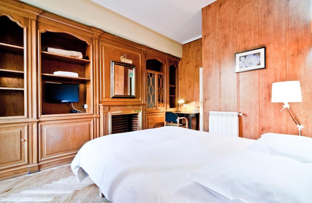 Hostal Asuncion Madrid Bilik gambar