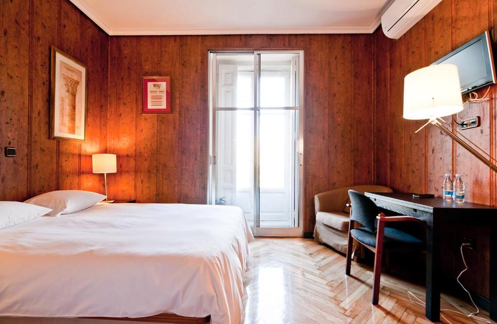 Hostal Asuncion Madrid Bilik gambar