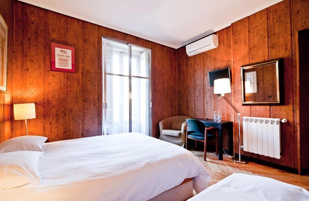 Hostal Asuncion Madrid Bilik gambar
