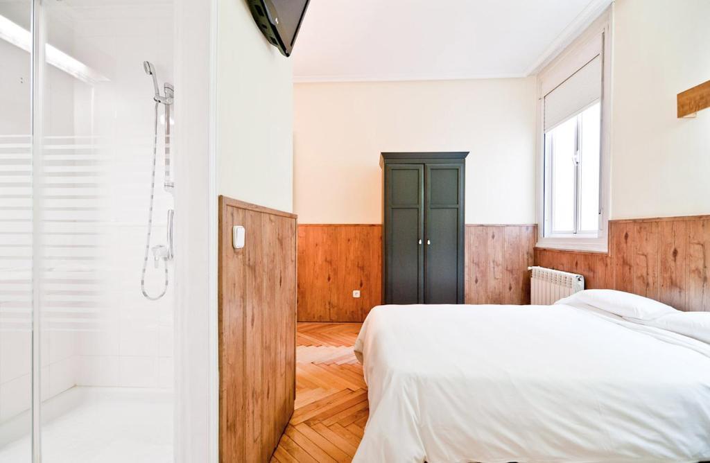 Hostal Asuncion Madrid Bilik gambar