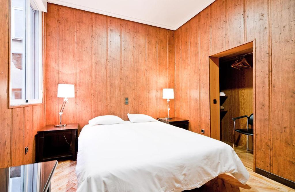 Hostal Asuncion Madrid Luaran gambar